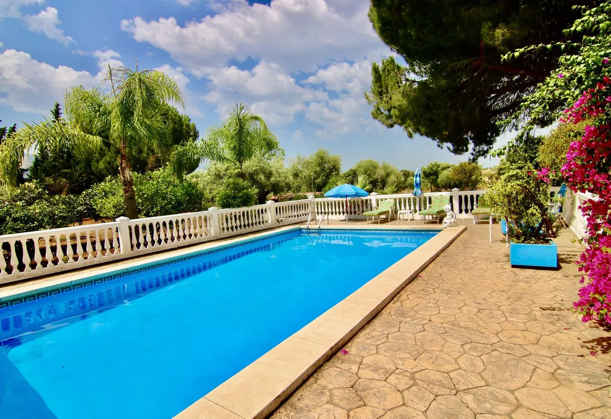 64bd2a06-a9e5-451c-b1c0-1714d80c4e05