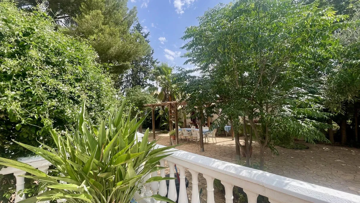 ec6844f7-3c81-41a9-b567-820aeeaa5f8c