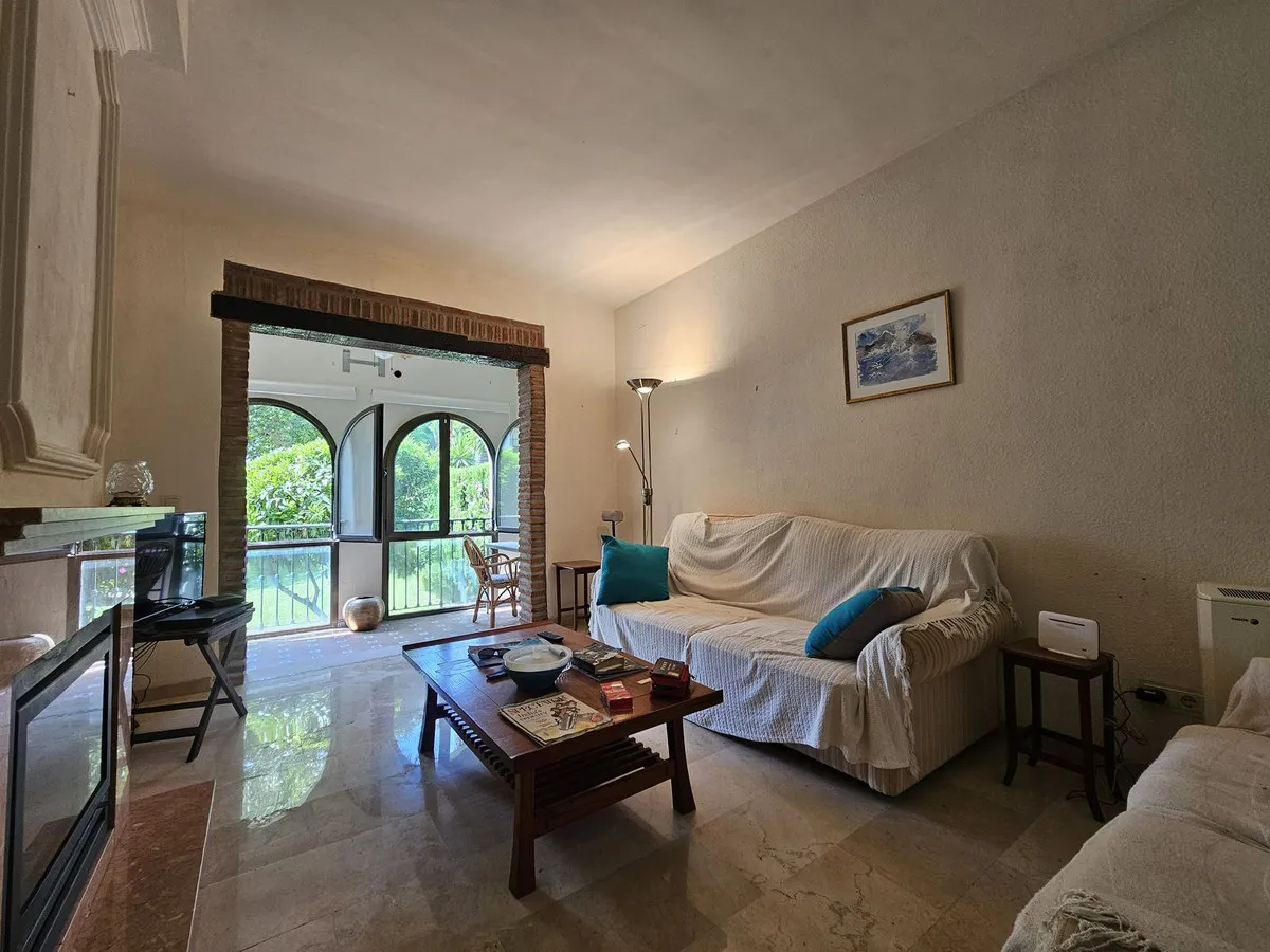 6f412c72-9781-409b-be42-9227453651d8