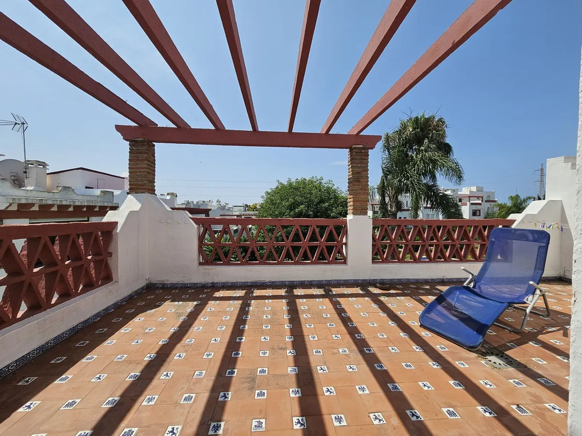 f272c238-b801-4d61-b704-81d8d39d52e6