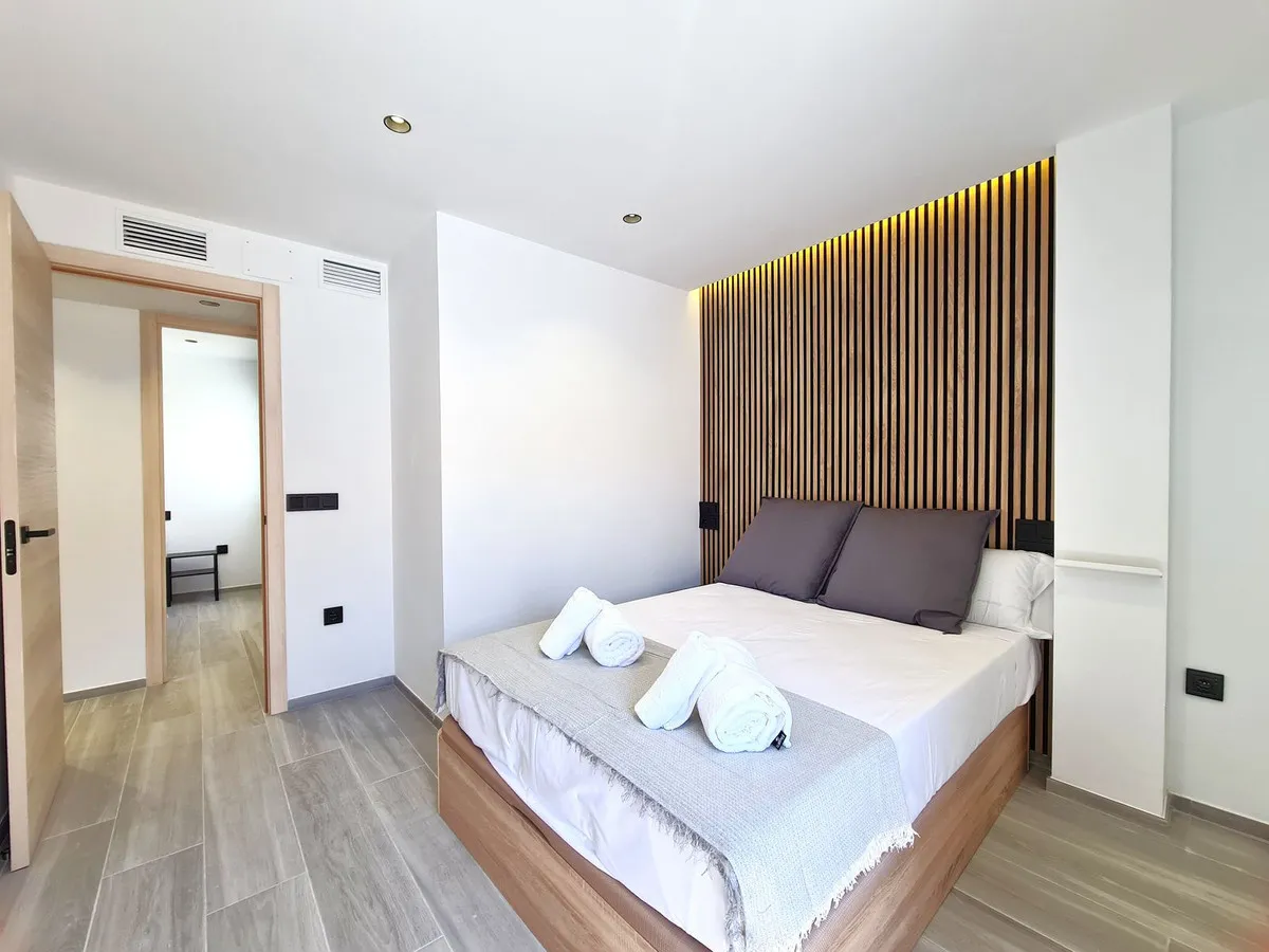 67e84767-4e6b-43d5-b937-2367173ac3a6