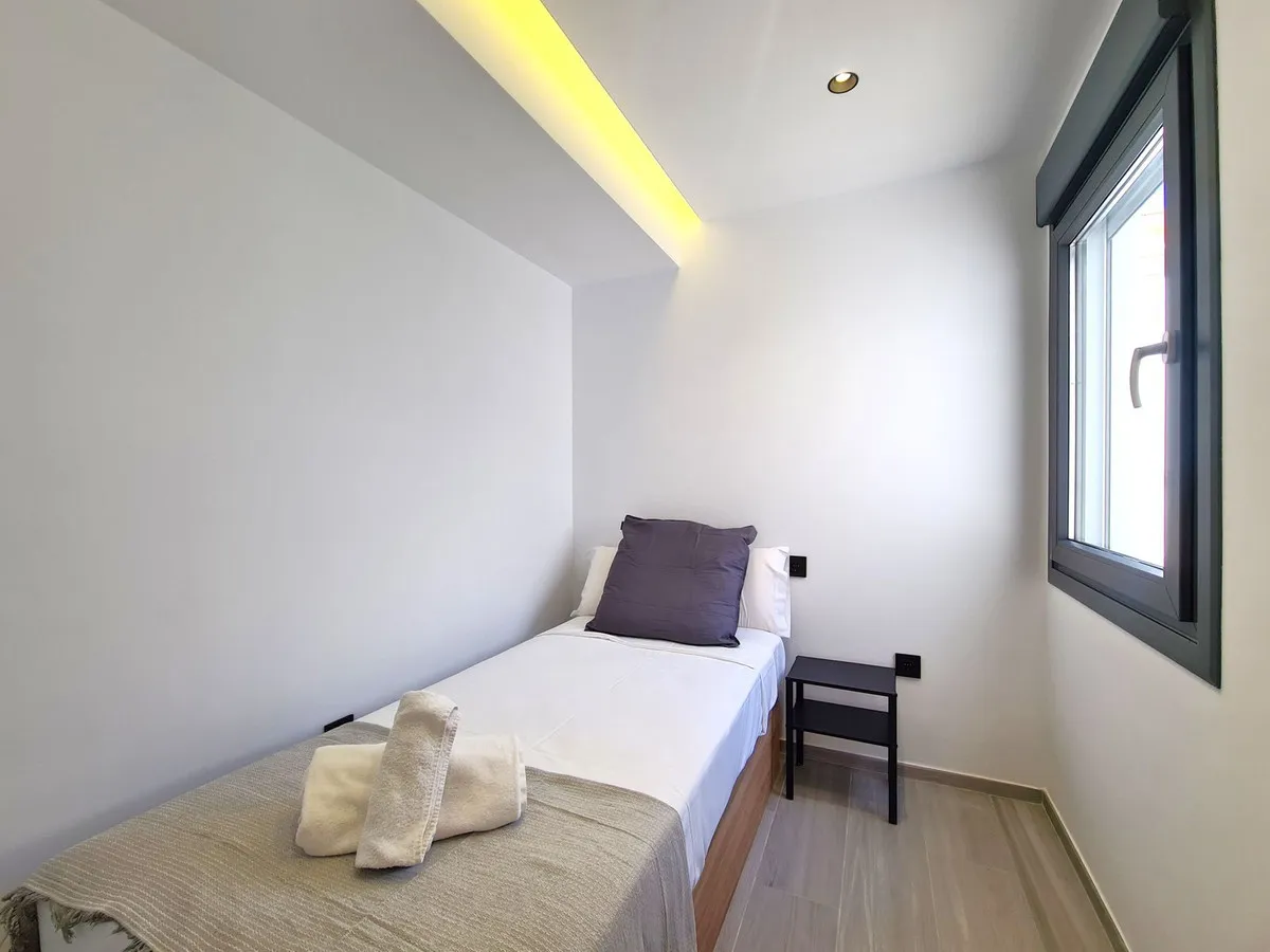 98cdbebf-16af-4bb7-9b75-701a534896b5