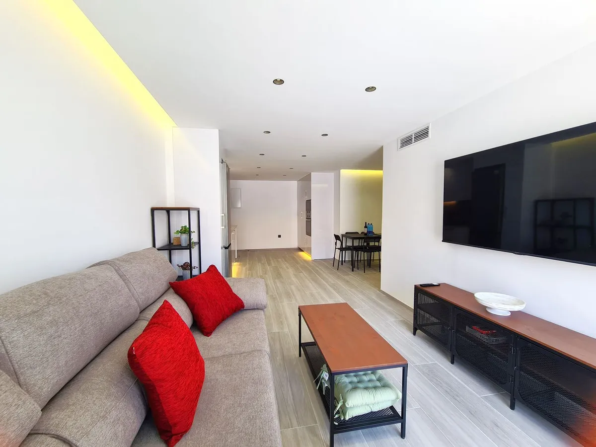 b293bb51-2fe5-4ae3-85e5-858d193962c8