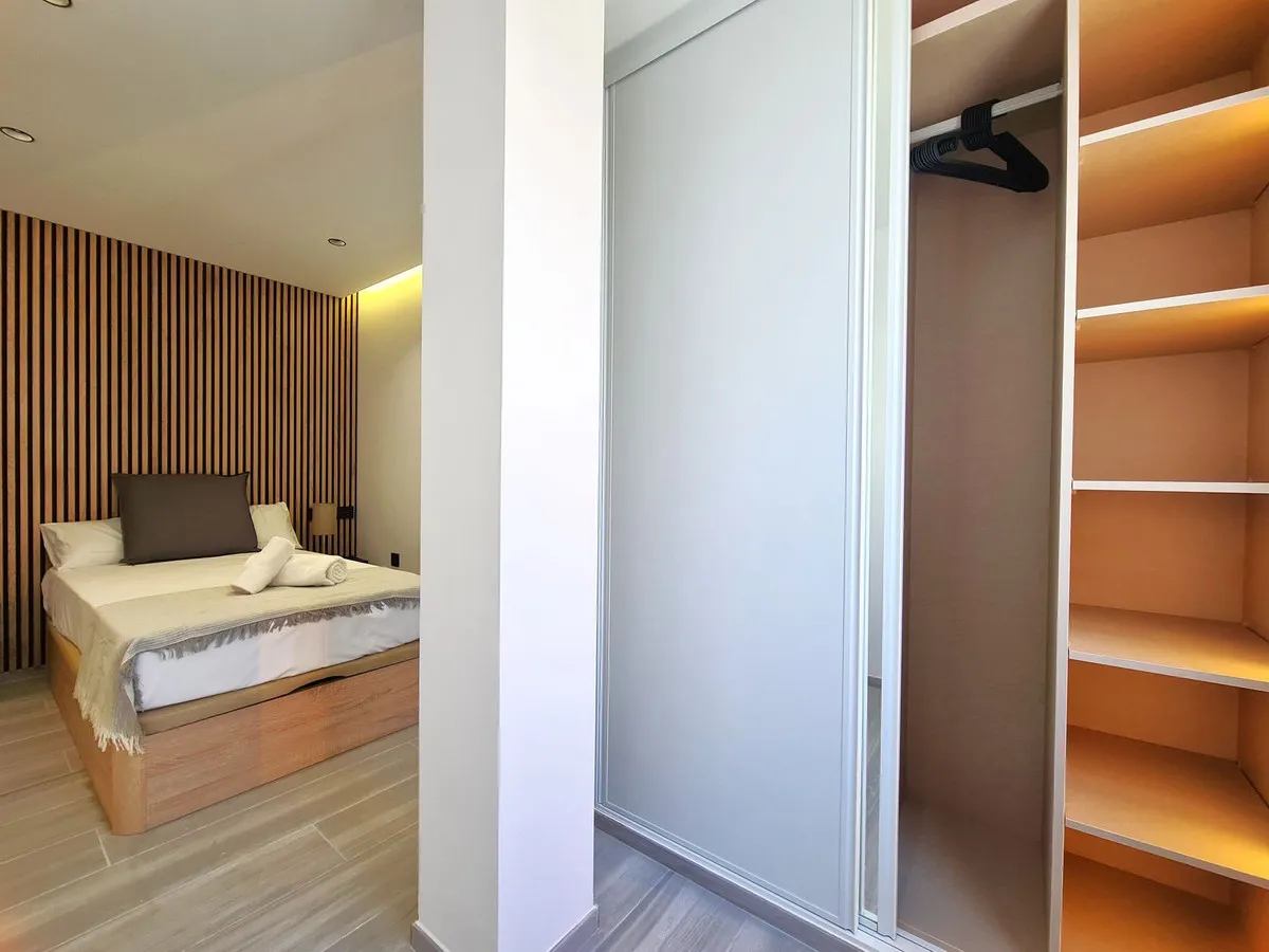 c6df20aa-e3ec-4e69-be87-acf7ddba4326