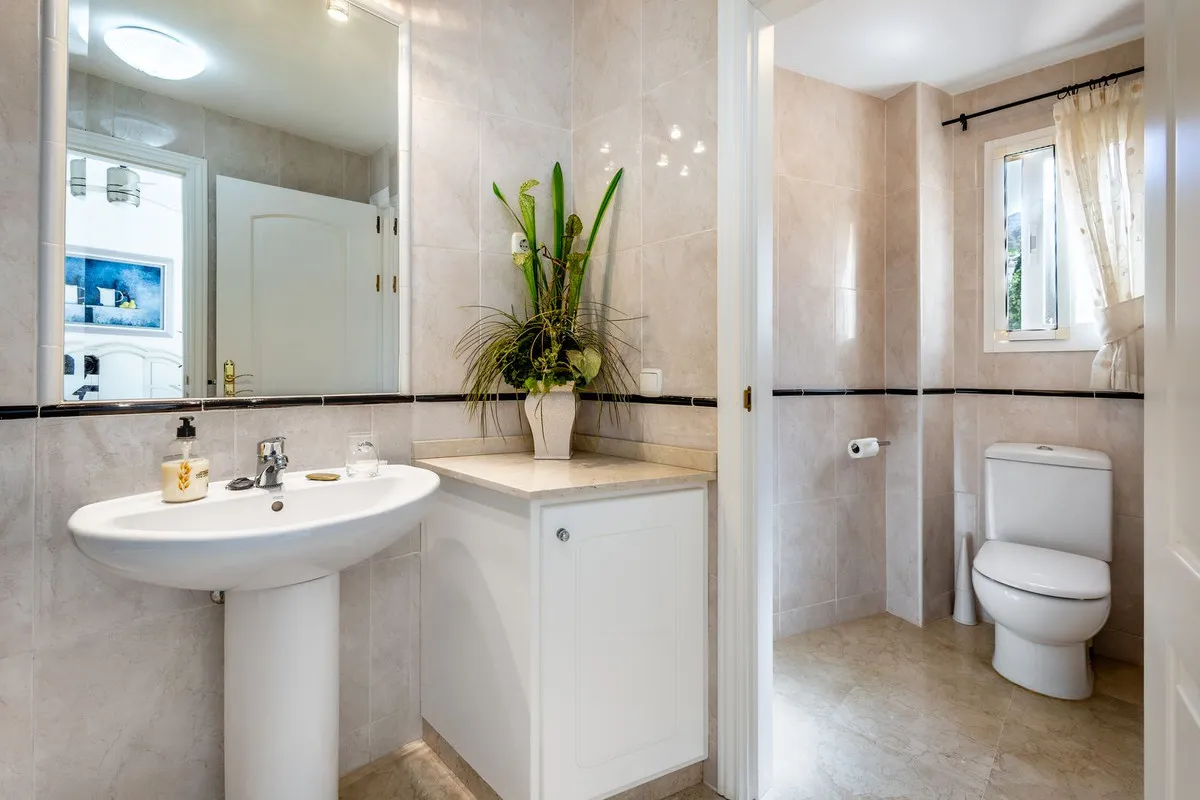 748e9114-6f6f-40a5-b6b7-a82c1764f442