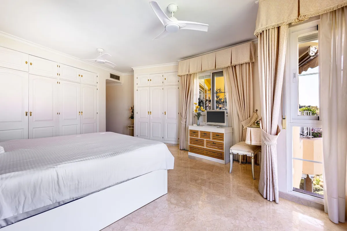 7d506bc3-0300-426e-989d-d4dccfb8989c