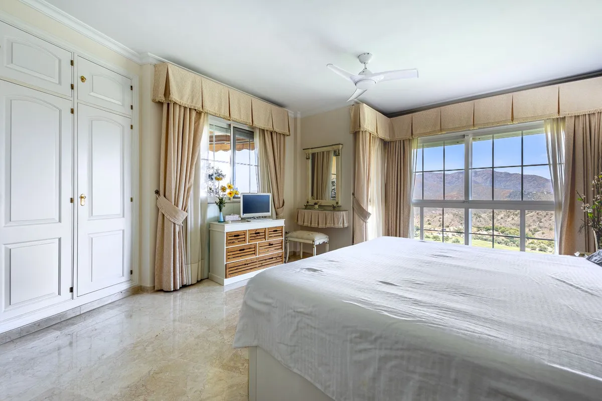 a181a0d6-a34c-483e-acd6-26f3eafb078a