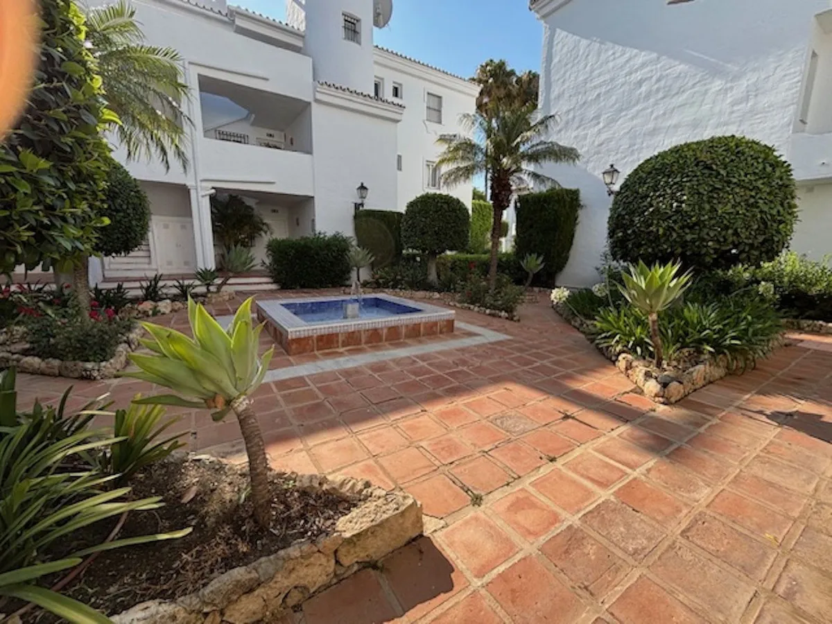 7b1ecb4b-35ff-4dc5-8169-5b40fcd38646