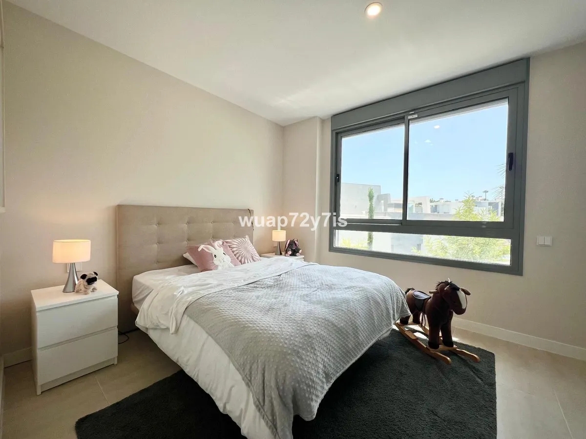 cfd60b98-1e9b-44c5-a9ed-e8d210762f7c