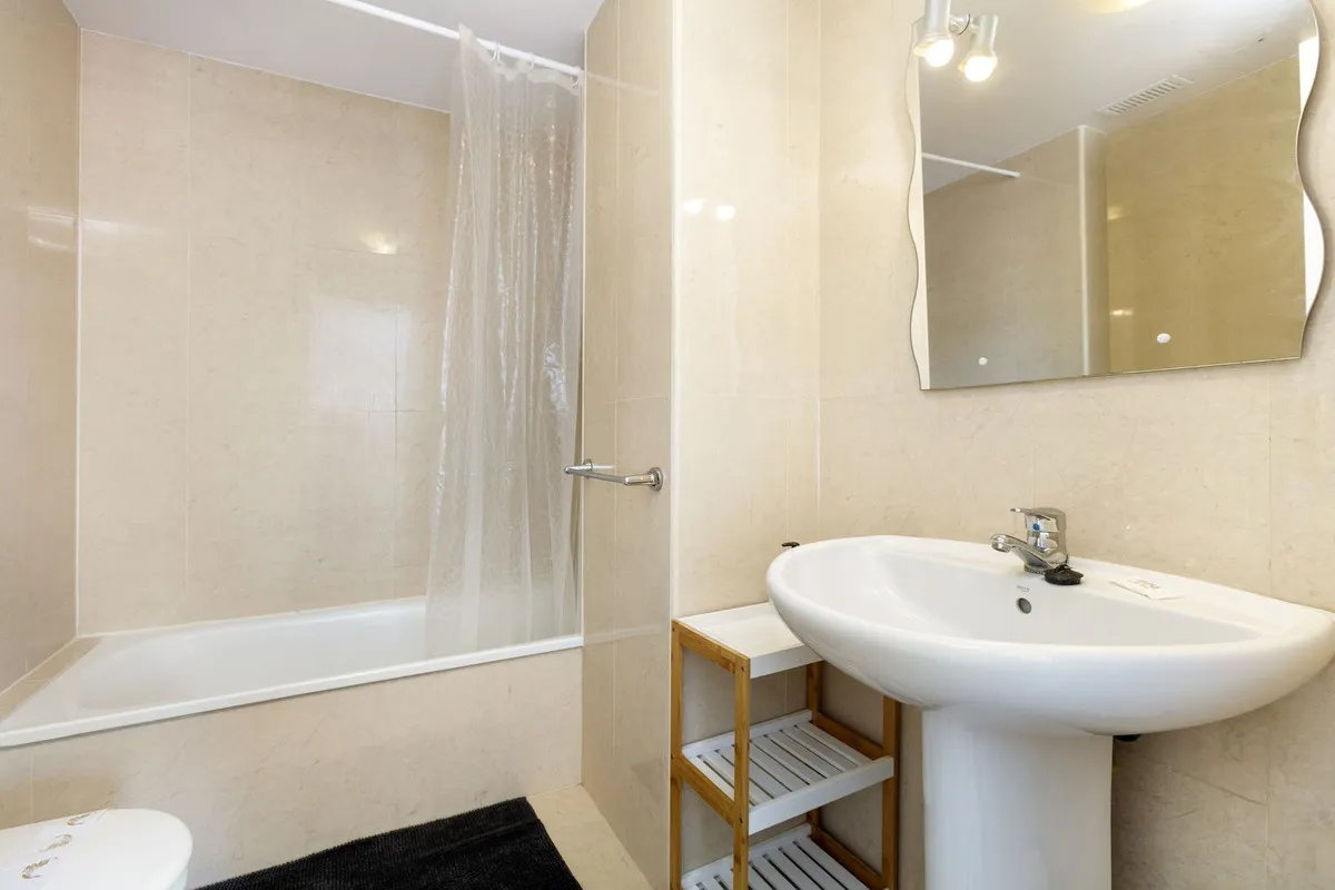 81b912eb-8a00-4d0f-8aa5-2cbe1fbcbbdd