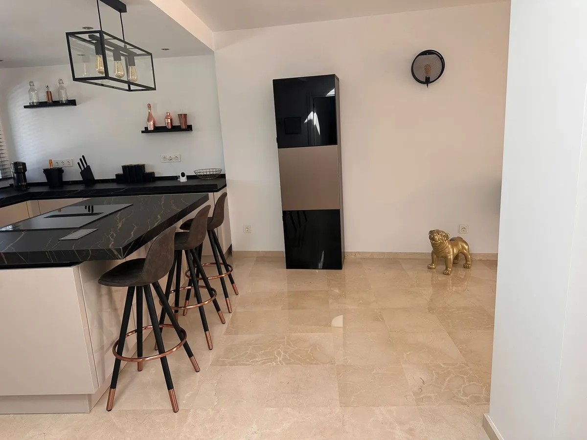 59deb616-80cb-4bdc-8364-a031082fa953