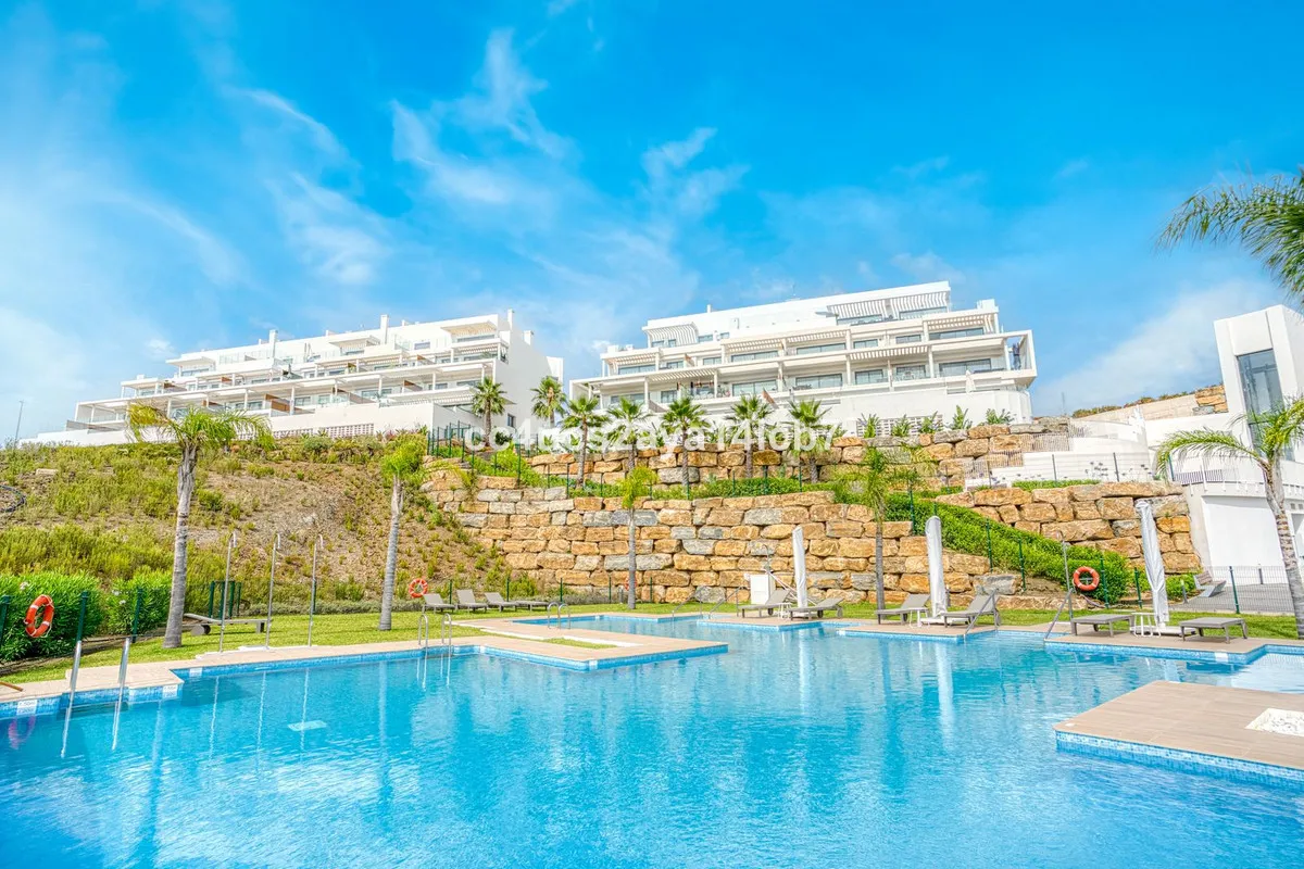 13cdc0b0-2caf-4163-857a-b87058942014