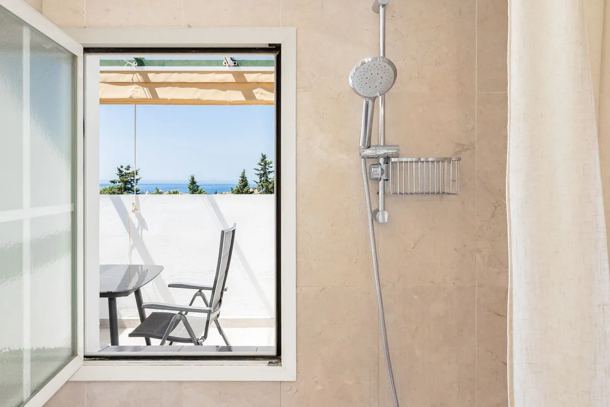 039aab35-0ba2-4ab3-bb0d-9d6446ca32cf