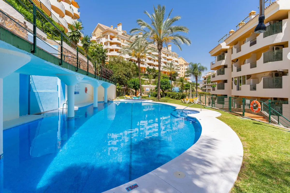 07a31205-e81c-480f-9783-c48b74e4c838