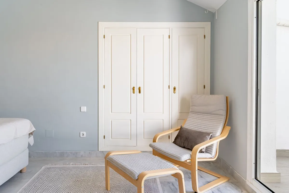 259c38e9-fc7e-4b94-9430-eb34f8299495