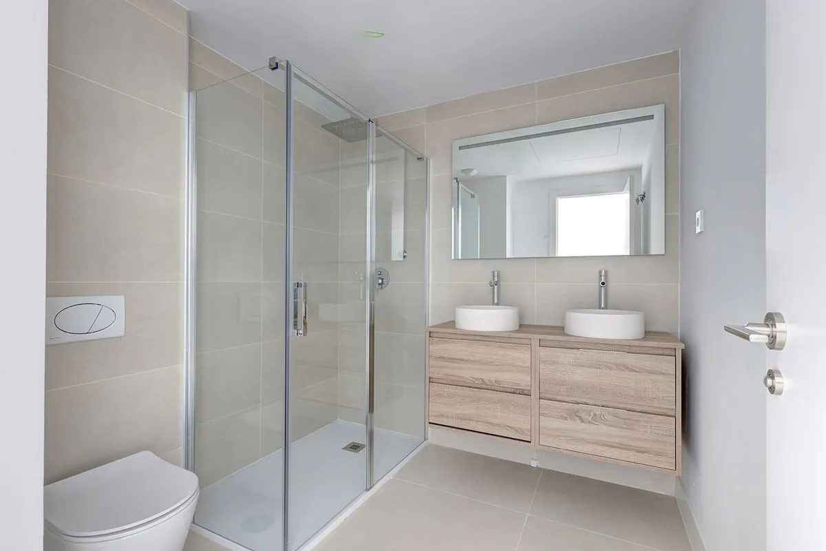 70351748-5c26-4b7e-9d21-3d7b10d74518