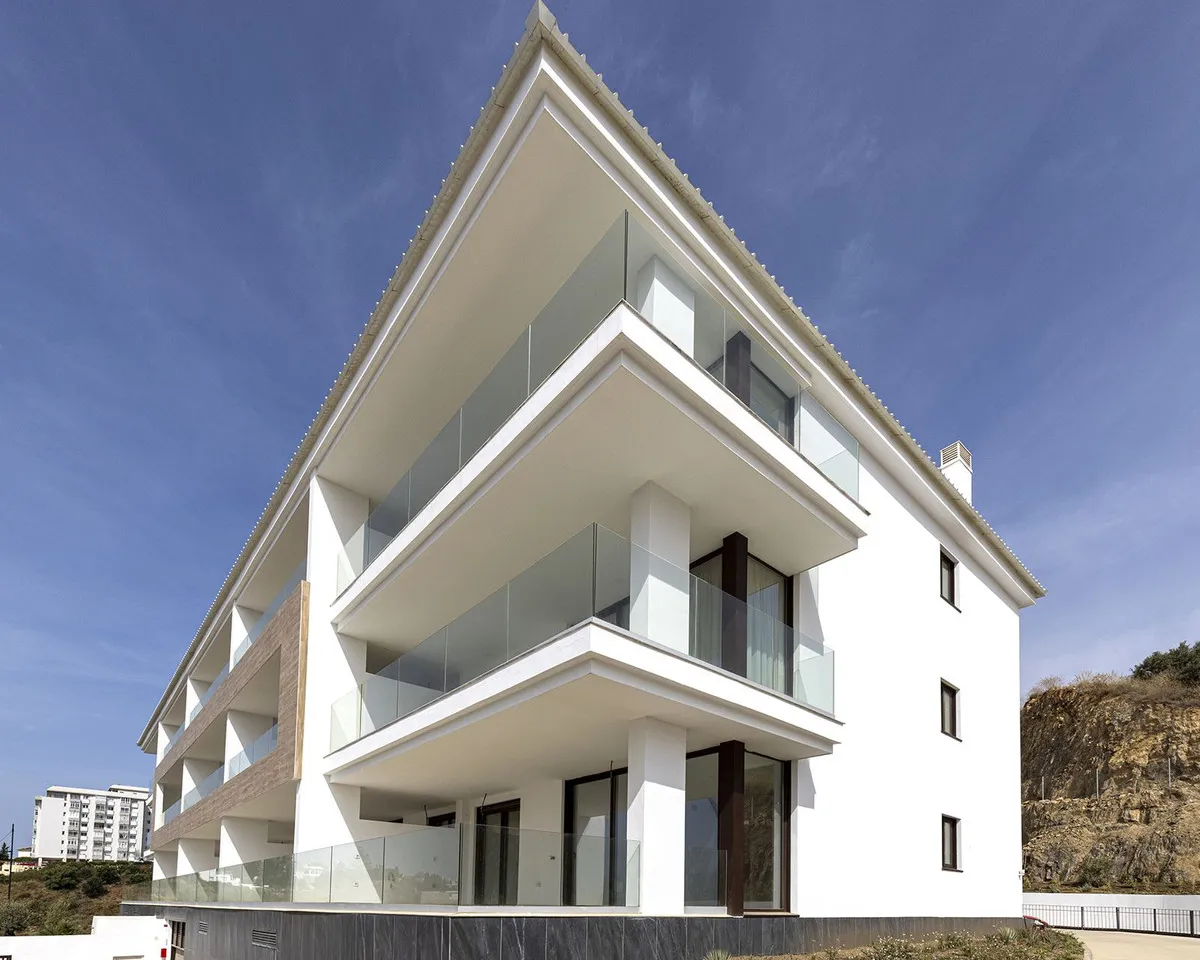 c6af78c1-41c6-4c84-93de-61d108dce794