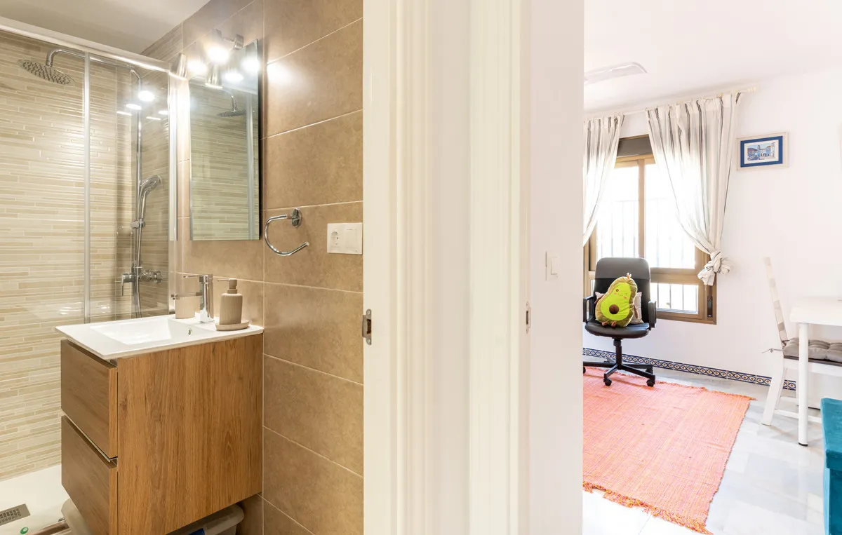 9fefb018-29fe-4e7a-9236-66cd3910218e