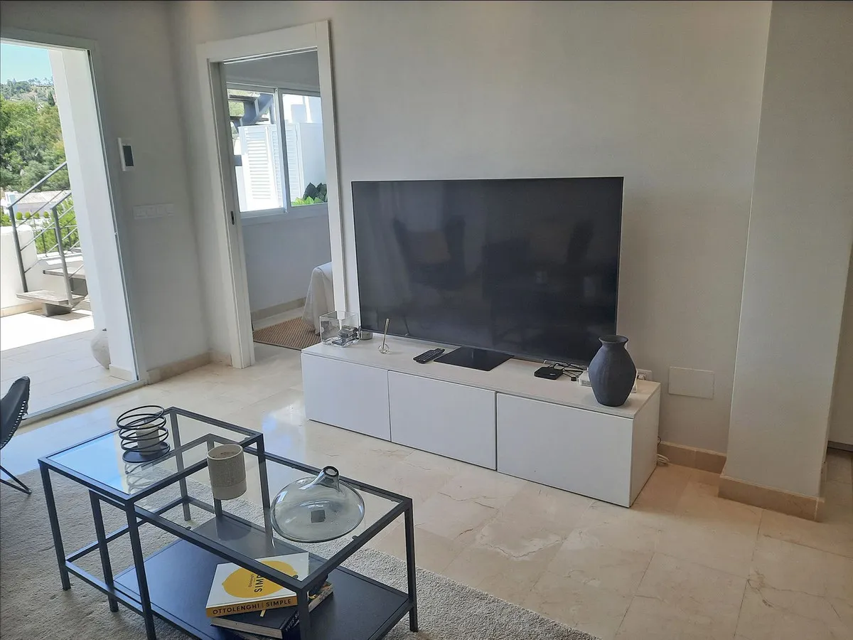 52e4f00b-1858-41f4-8e66-4ab1a7a29947