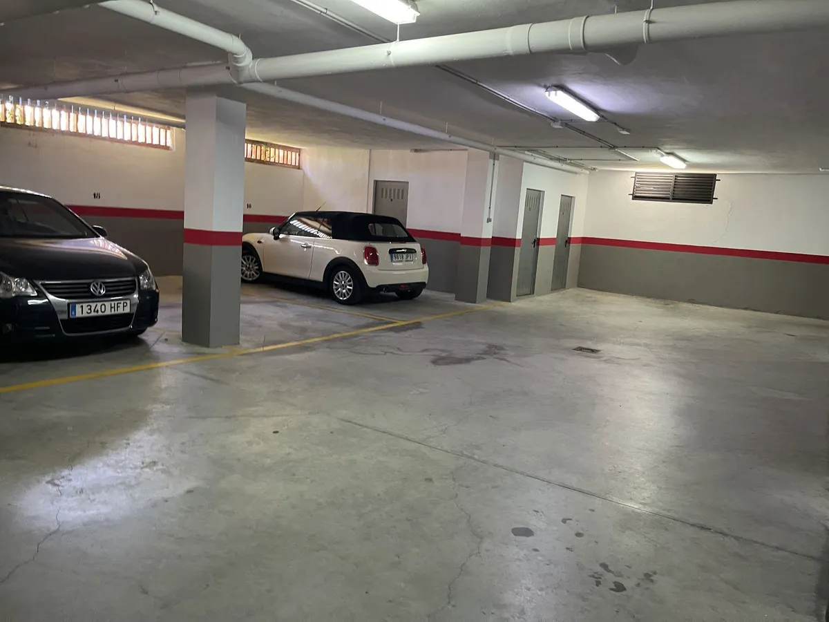 1db08bac-22f0-4d74-9b92-4b40aea75de2