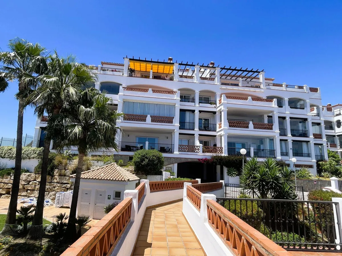 51b0fa5c-1a7a-481f-ae41-46f8b1e388b8