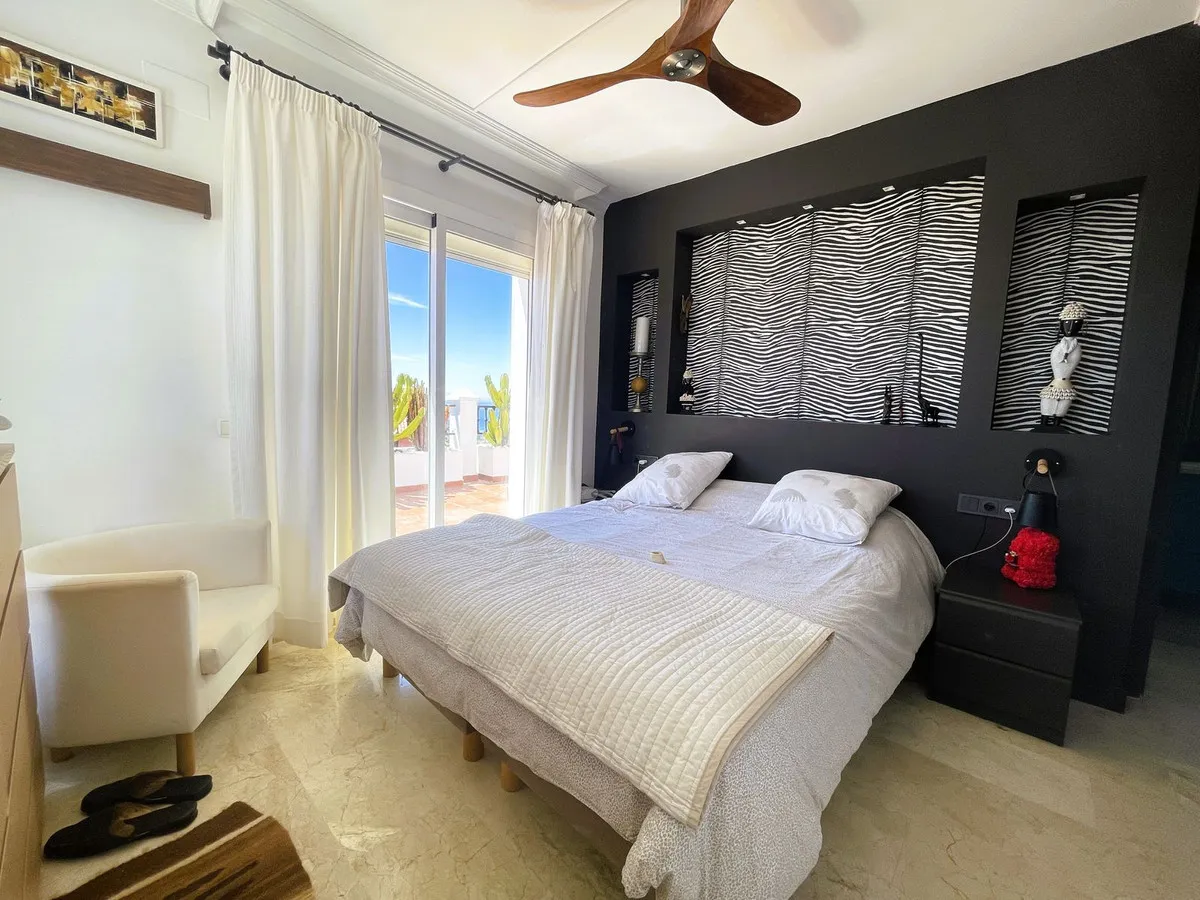 9ab6b2c8-c37d-4062-9b2a-19bfa0aa98a5