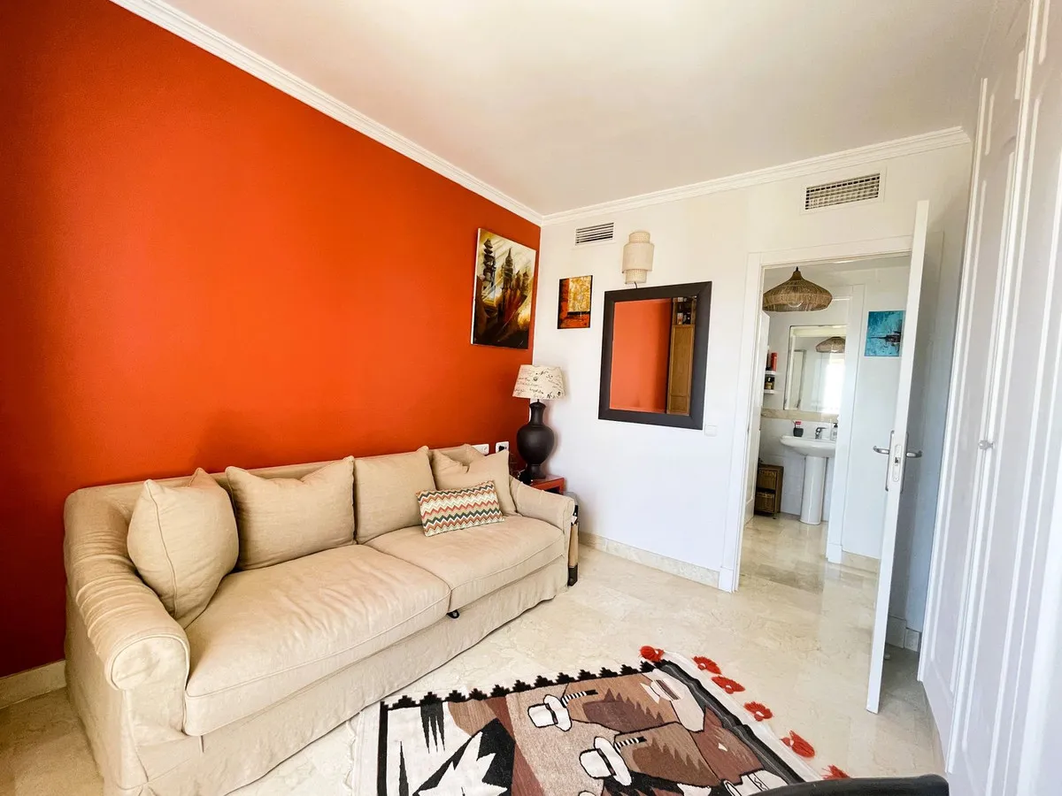 aaabe85f-9a31-4280-8ce0-c93110d2ce7b