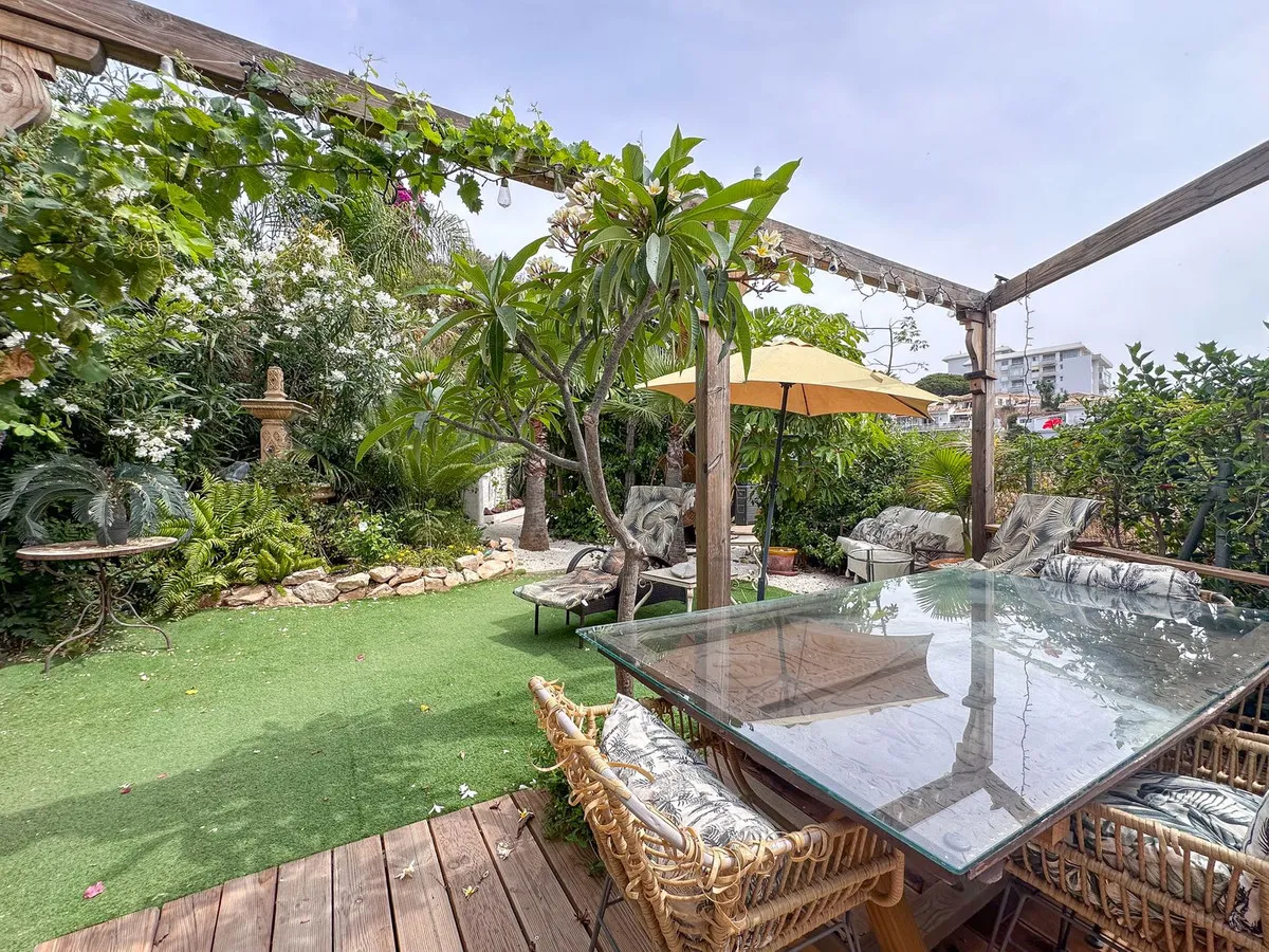 07acec9b-4ed7-4fc5-a125-949d59ae041d