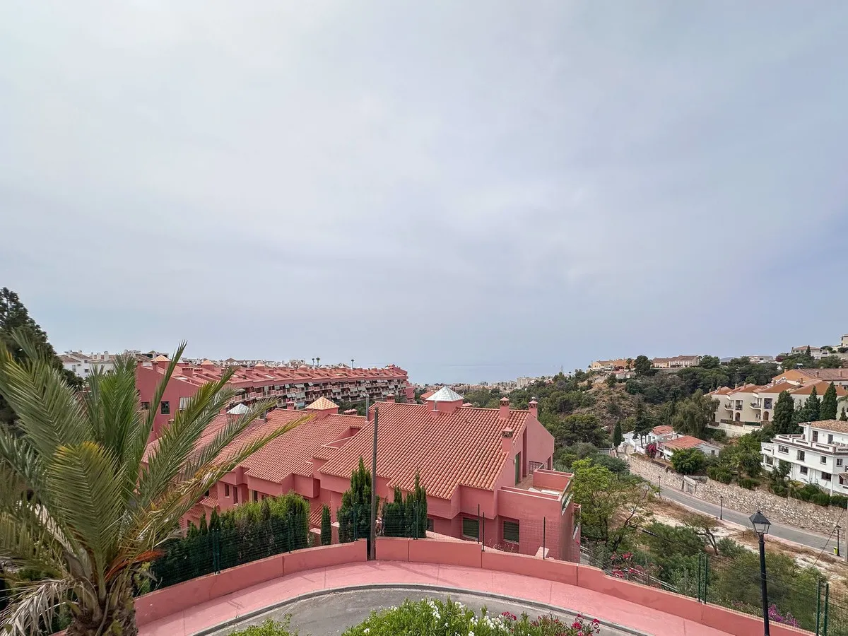 54062c84-6c1d-4262-b312-d02e24cf99d5