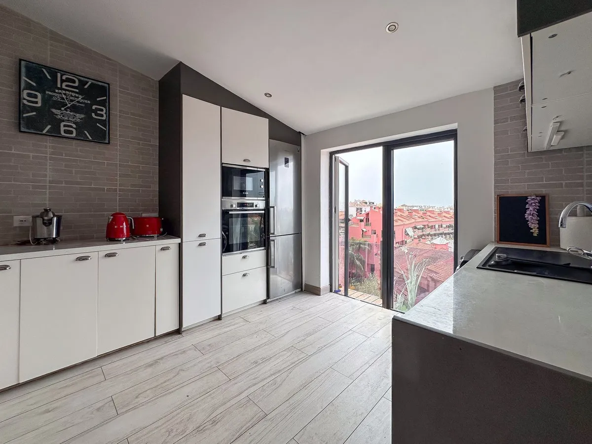 550ded76-1626-4397-9b96-98b17066d9a5