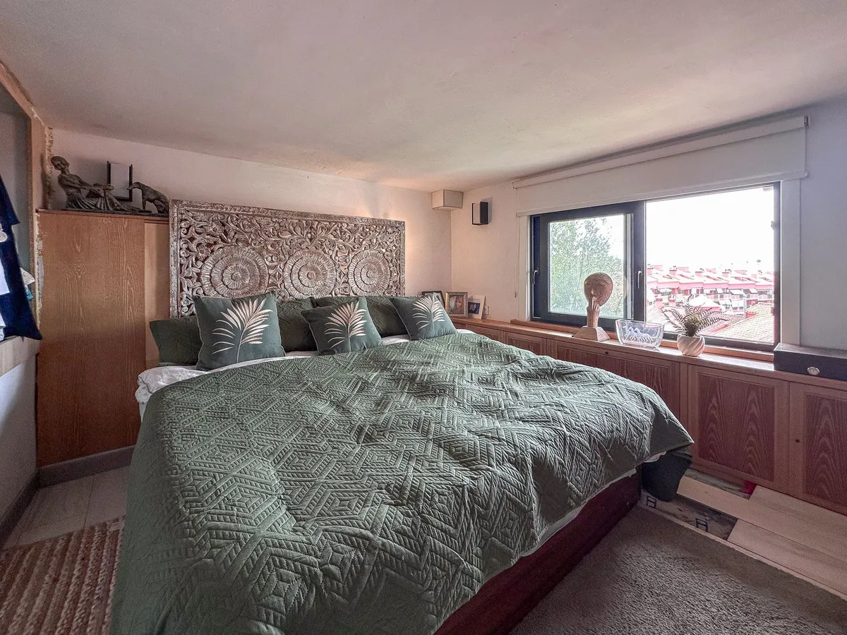 61ed11da-bf57-4612-854b-55627611458d