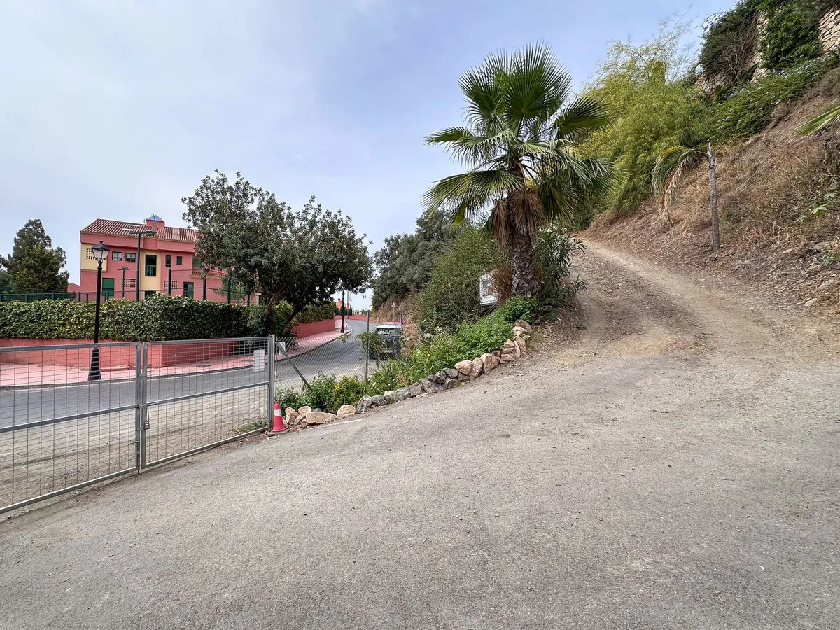 85e3119a-8827-464b-86dc-df3ca6420413