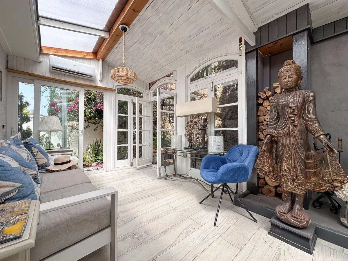 e550a45c-fc1a-448d-98d6-c524a9b0e7db