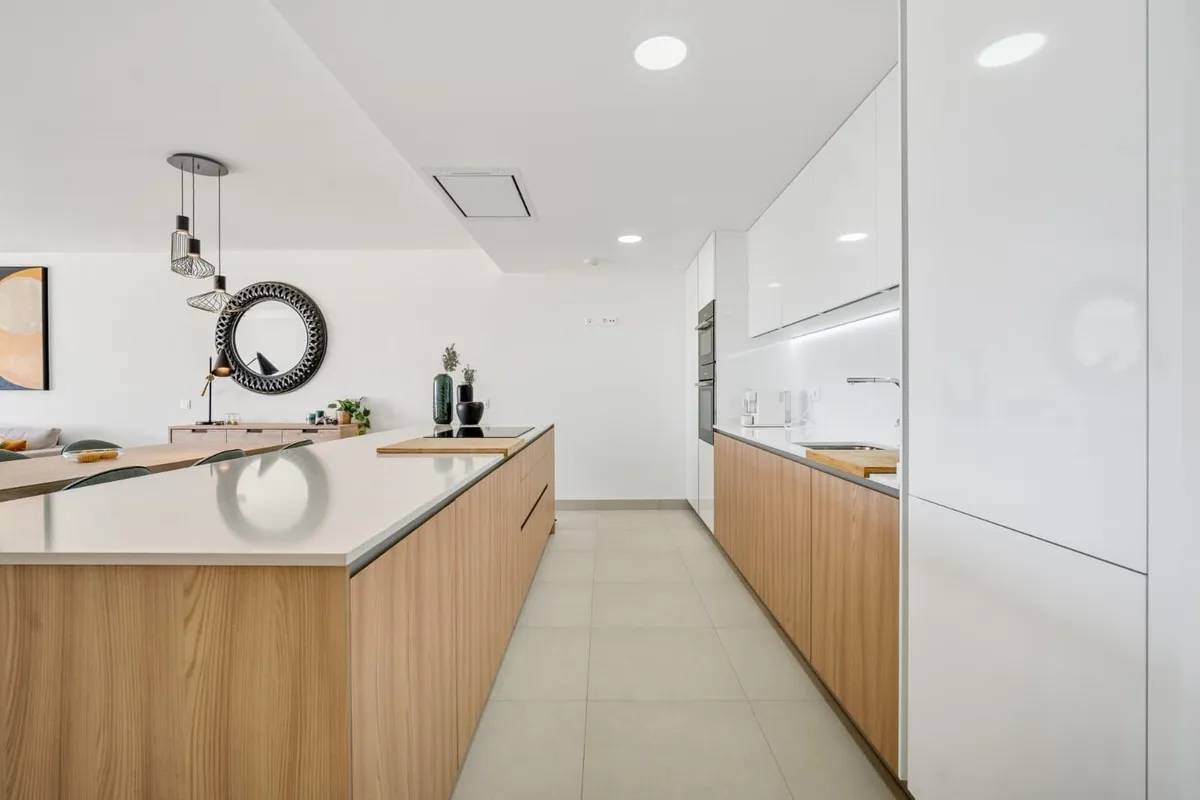 d43b6b4e-a8bc-4538-9a08-dc075625e932