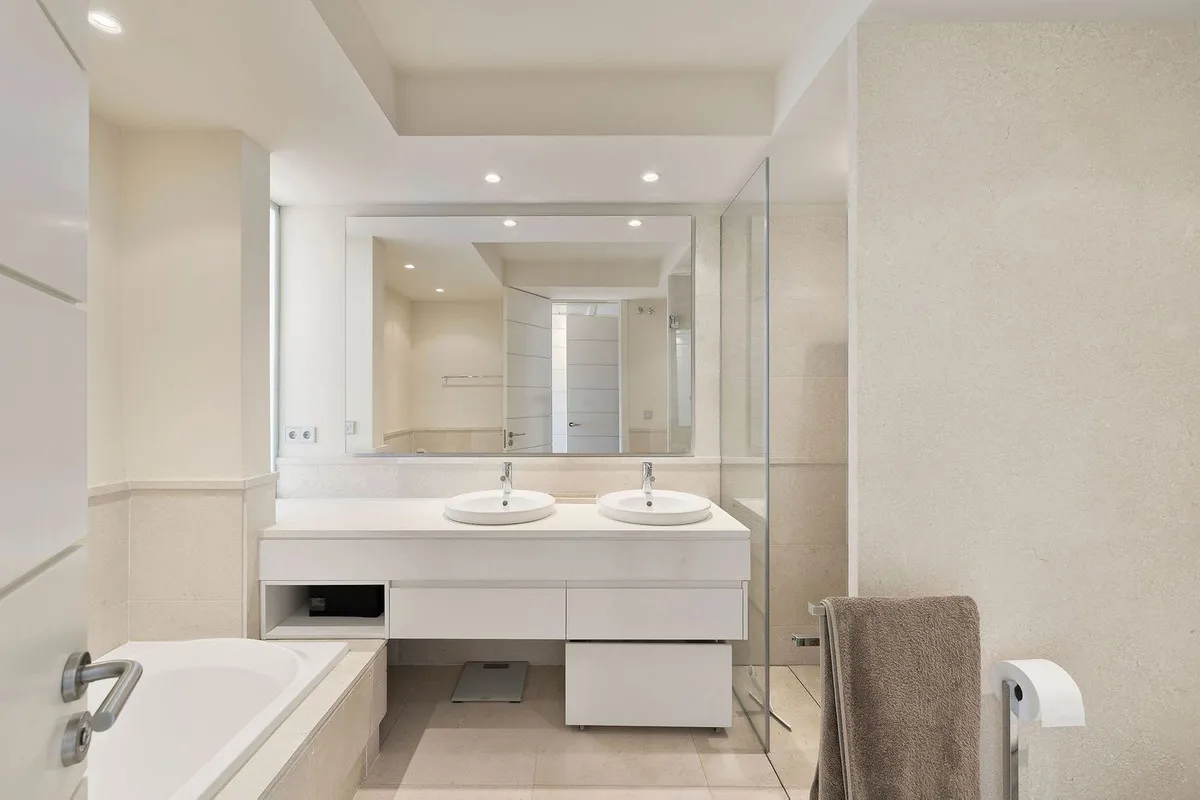 55a380c8-a119-47e6-9b8f-a078715cc1cb