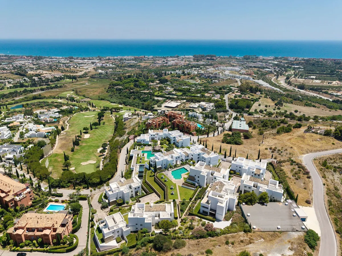 e0a64c5a-51f8-42cd-b424-e3fa3d94fd66