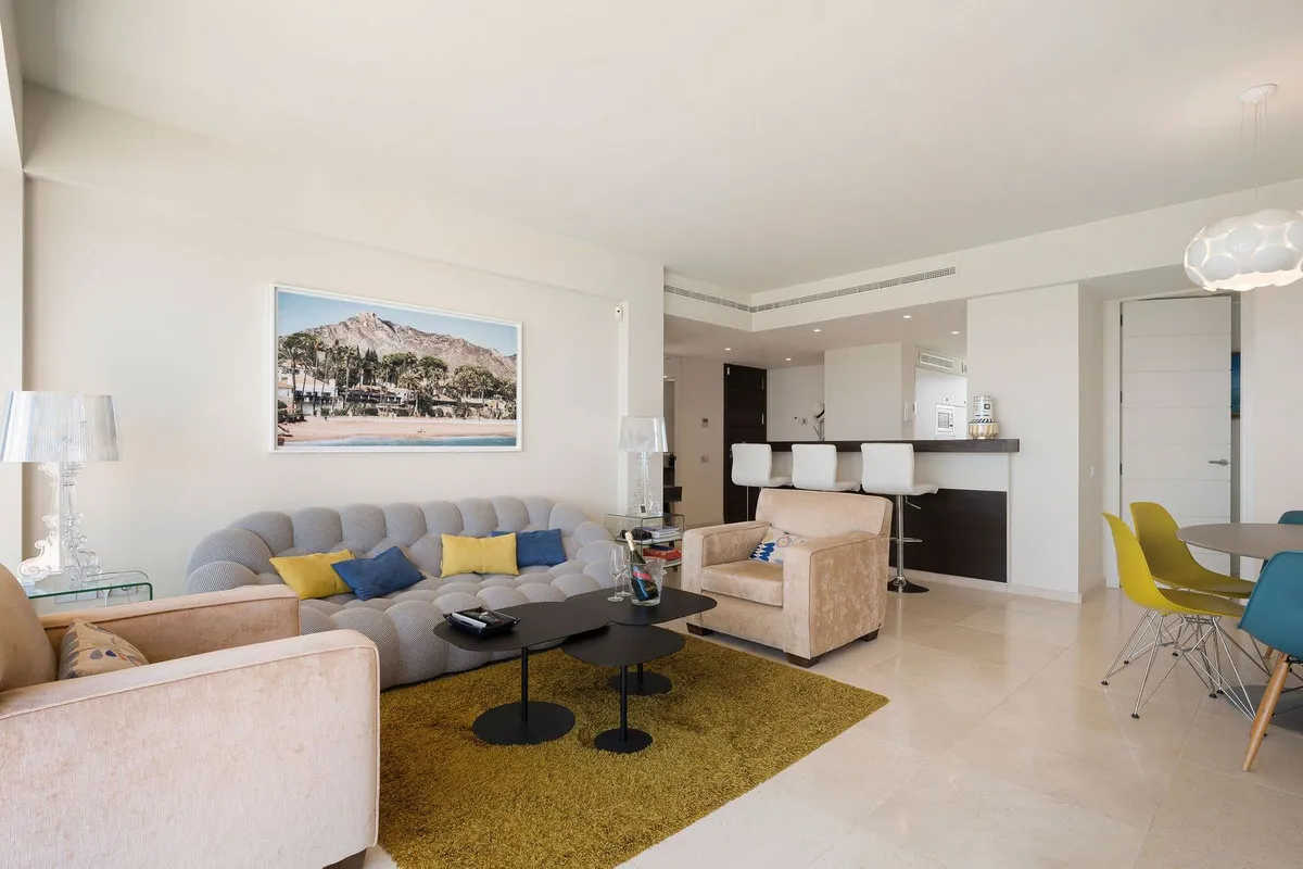 e4bfc2dc-807a-40d8-a49c-59e5485e0c95