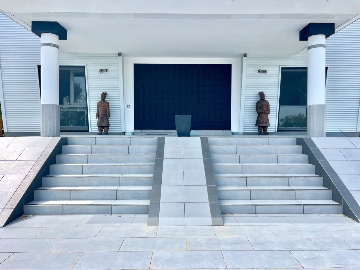 33353028-ff3c-4e57-9c8a-8b454e9d9587