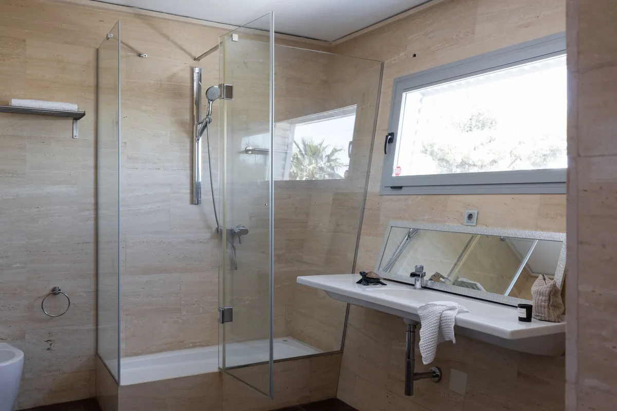 8383fc78-b705-4147-9e48-ecd92d1f1148