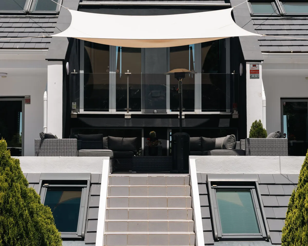 9cc656ce-04fd-4f66-80a8-4af7637cc48c