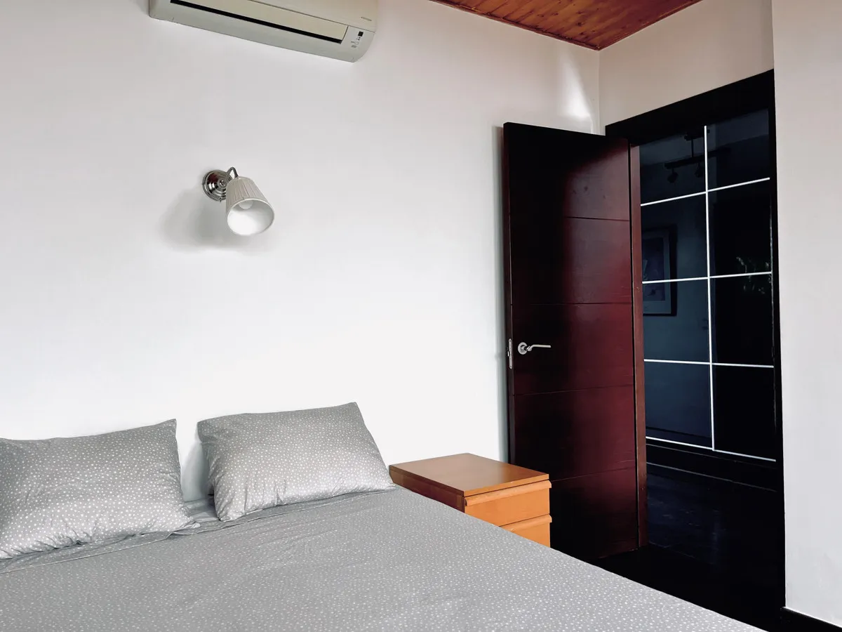 b6dd020d-db7c-49b8-b5e9-c3347406099c