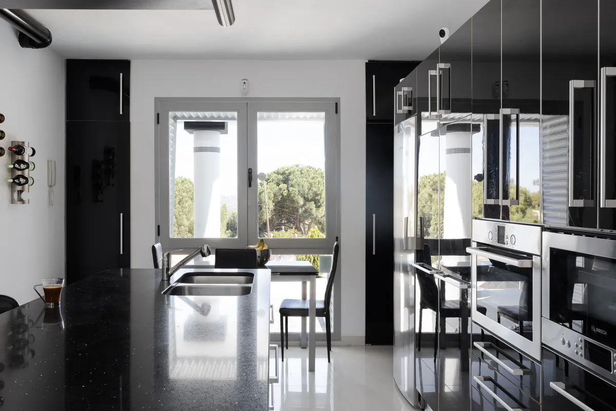 f540b5e8-fdff-4e46-96a3-80f15bebf731