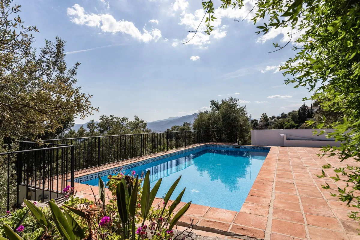 417ee6ae-d14d-4642-86f5-14dd2586bfae