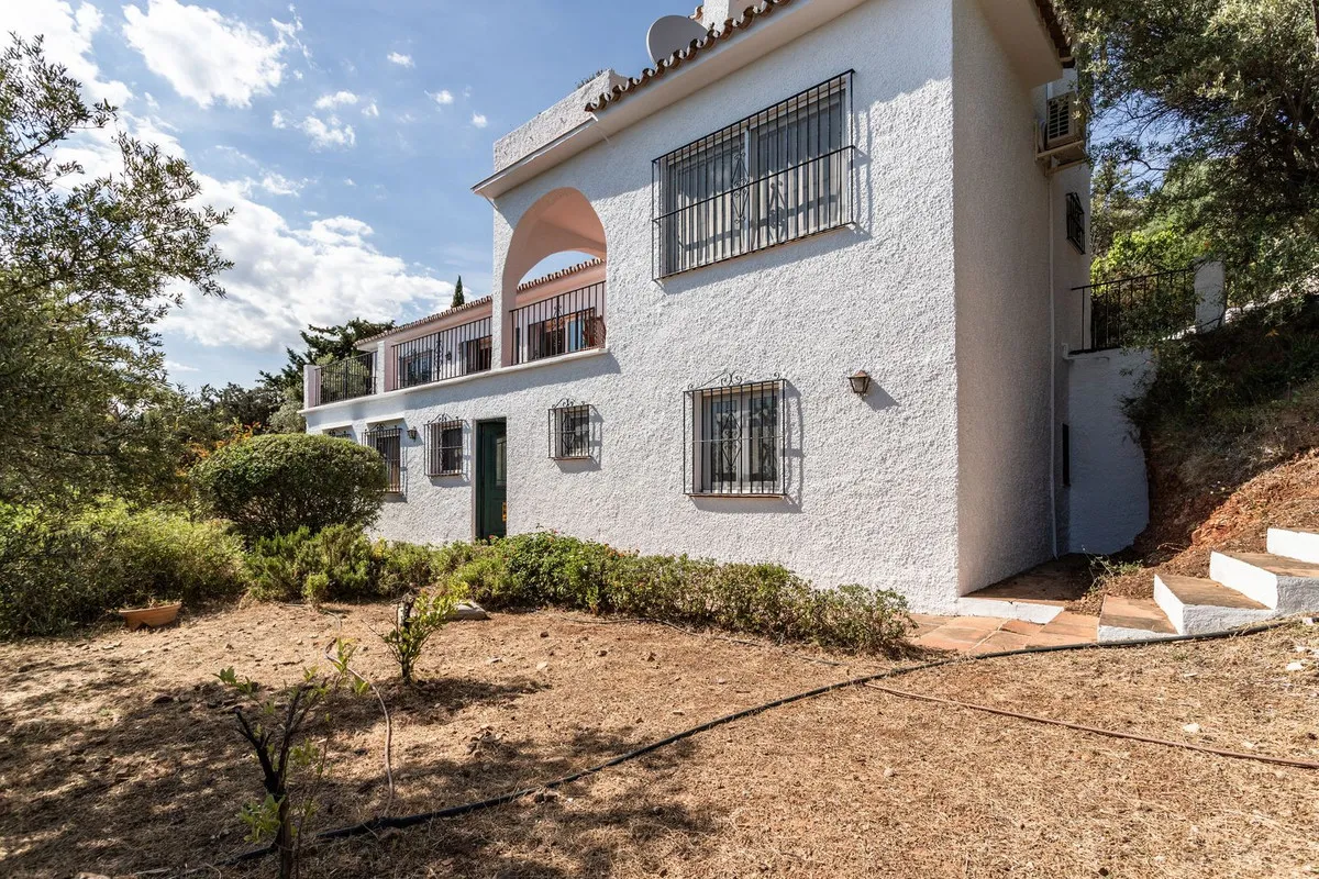 a955d681-3125-4b39-925b-3921bc054a30