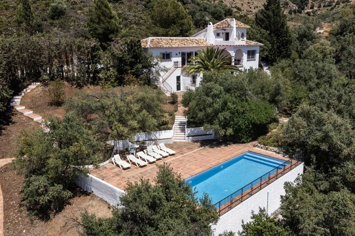 f38fad07-a3dd-4e5e-90b2-8a04055c9f77