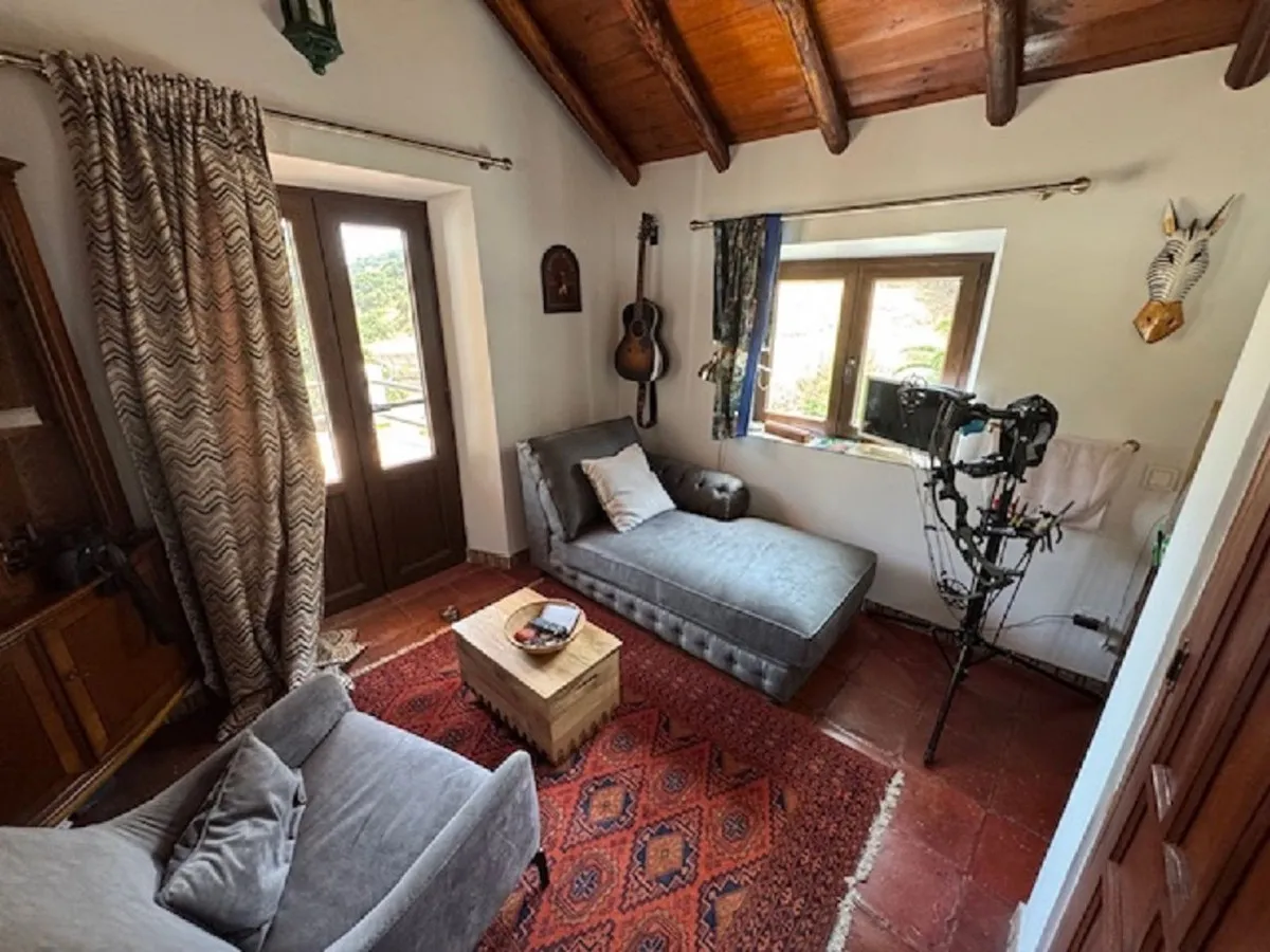 35c0e09a-df4b-41cd-a50c-855548aef65b