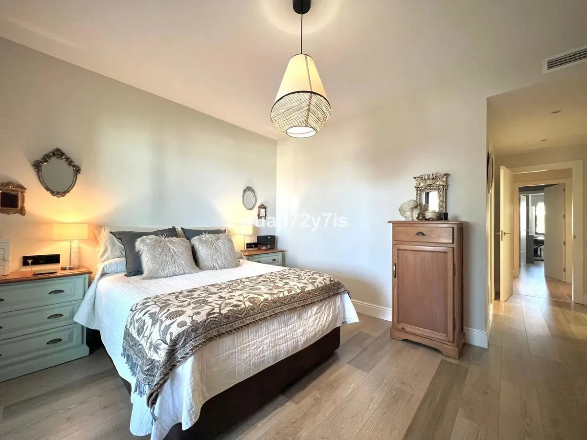 bc621b79-07a0-49bc-a357-1eb3ed530be1