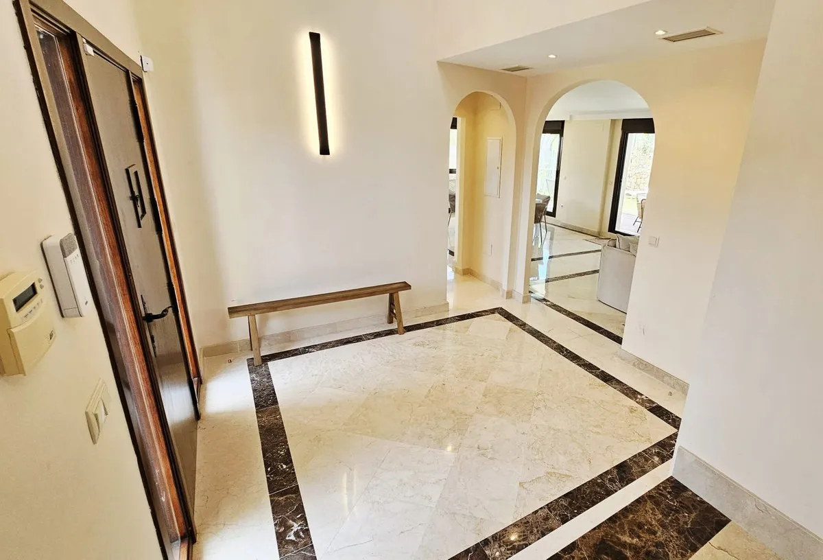 164fc582-0d66-48db-978e-8fc1b4c6ad2e