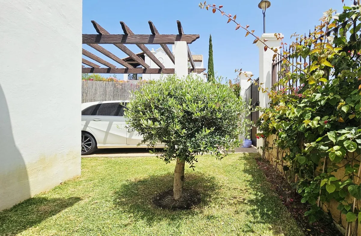 423fedfe-7087-4a2e-8bc8-e02db8cdd74a