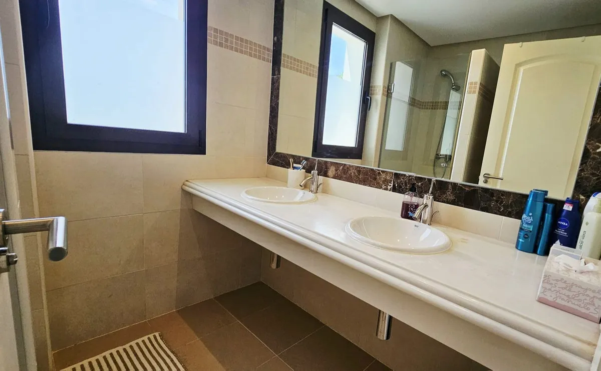 5e6006da-c62a-4a58-bb9b-e6a4483a4106